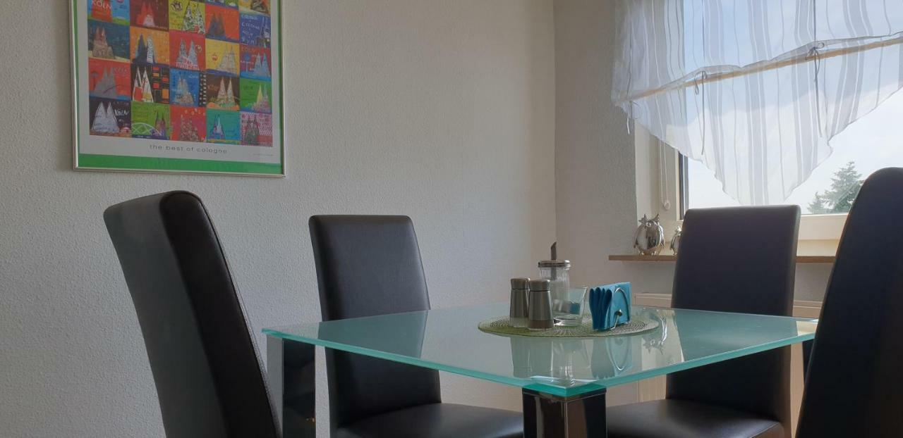 Ferien- Messewohnung Naehe Koeln-Messe Flughafen Bonn Rösrath Екстериор снимка